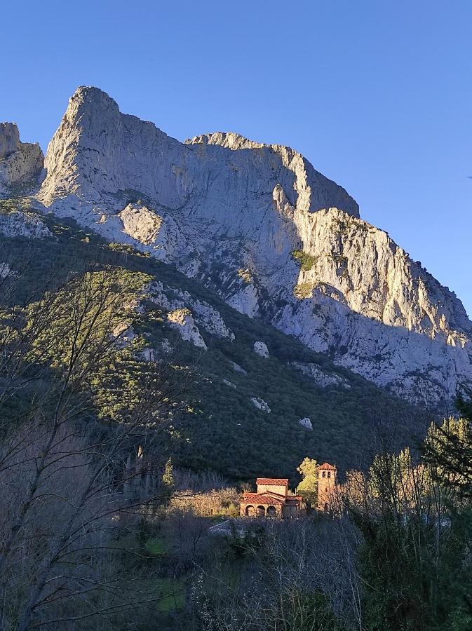El Chalet De La Poza - Rio, Barbacoa, Wifi, Zona De Trabajo, Vistas. Lebena Exteriér fotografie